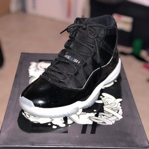 air jordan 11 space jam